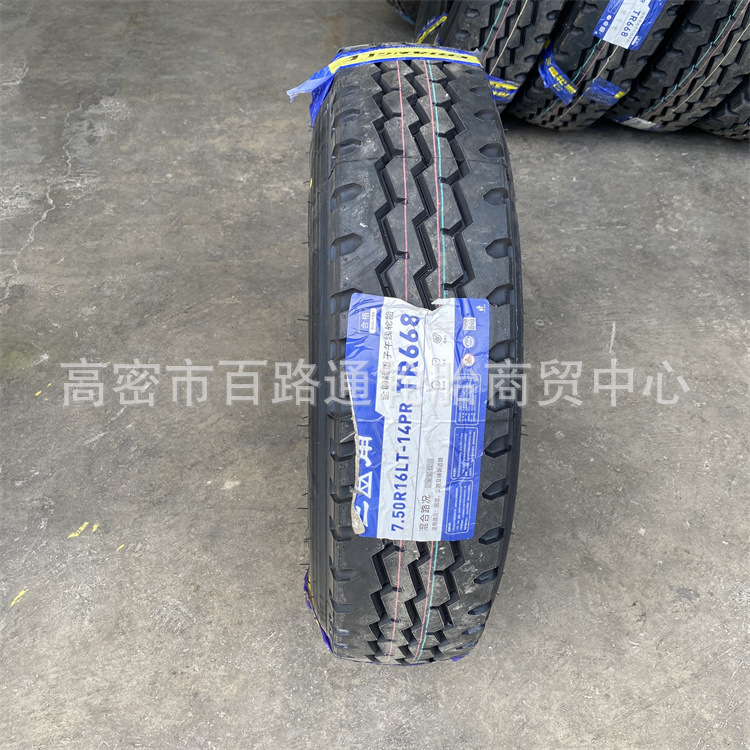 批发三角750R16全钢丝卡客车轮胎750R16 14层级加厚耐磨轮胎