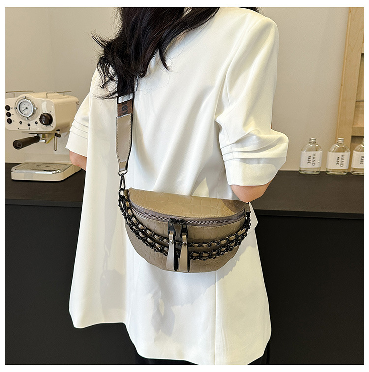 Super Hot Chest 2024 Nuova Moda Coreana Stile Occidentale Catena Donna Vita Larga Cinghia Monospalla Tracolla_voghion.com