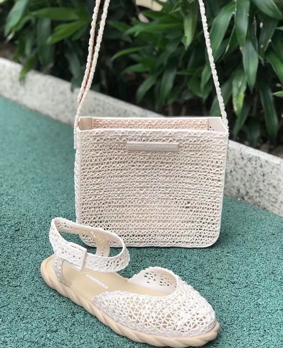 2025 новые женские туфли Melissa, полые и дышащие, сандалии на плоской подошве, бразильские гелевые туфли, лето