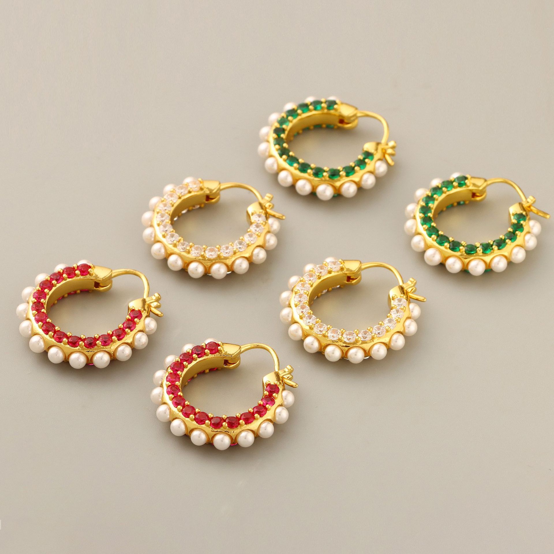 Fashion Geometric Copper Gold Plated Artificial Pearls Rhinestones Hoop Earrings 1 Pair