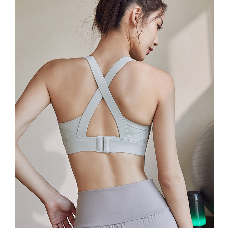 Fixed-padded, back-supporting sports bra for shock-free running, shaping, and fitness—quick-drying training and yoga vest bra