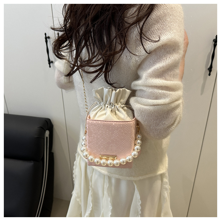 Borsa a secchiello con perle donna borsa a tracolla elegante_voghion.com