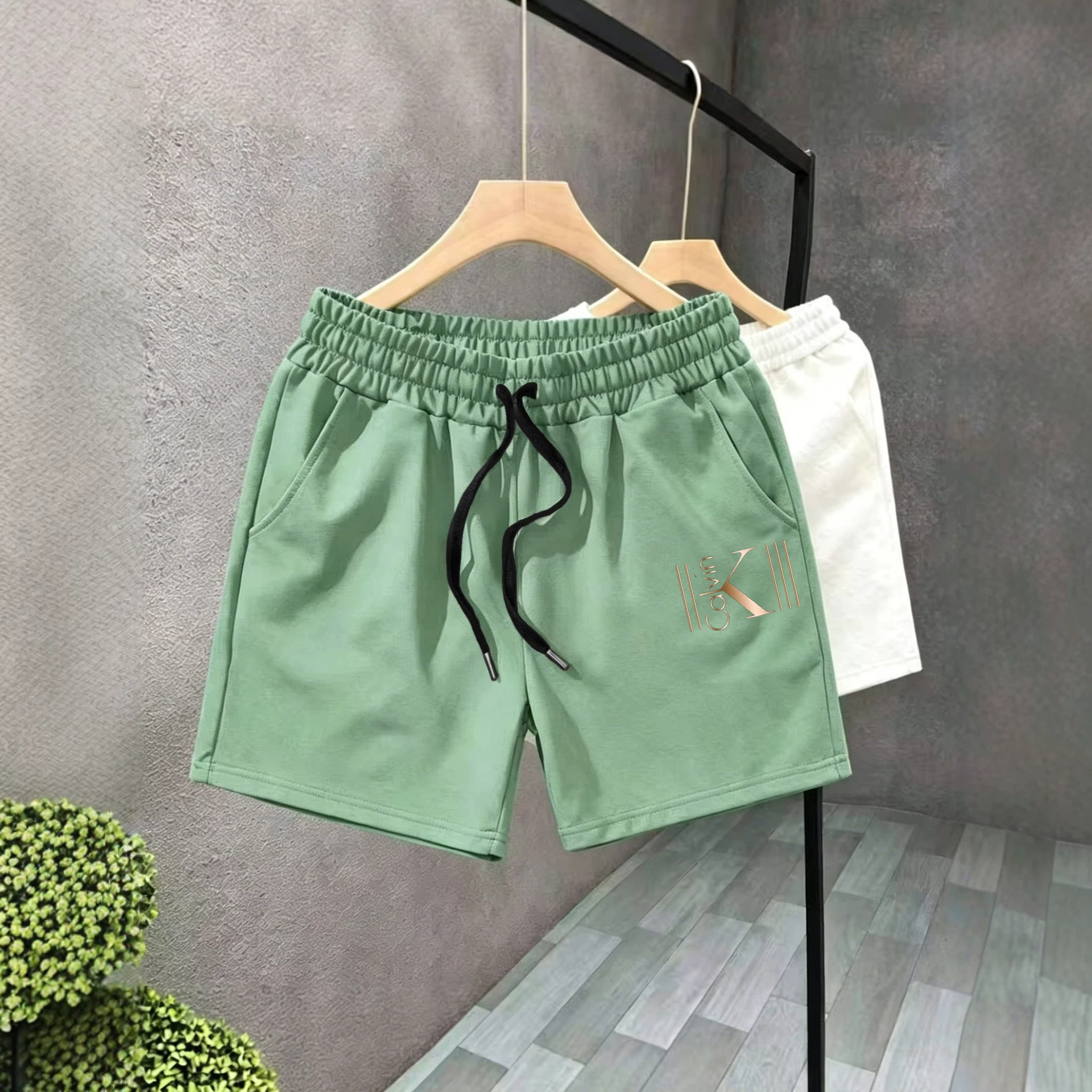 New Summer Essential: Breathable And Quick Drying Three Quarter Length Swim Trunks, Unisex Casual And Versatile Sports Shorts, Beach Shorts._voghion.com