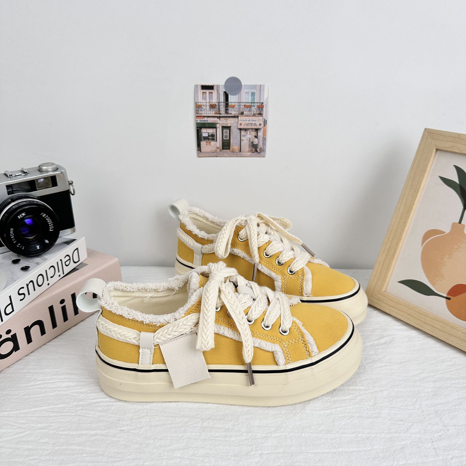 Onda lejana 2025 verano suela gruesa aumento zapatos de lona casuales zapatos de mendigo de corte bajo súper caliente para mujer
