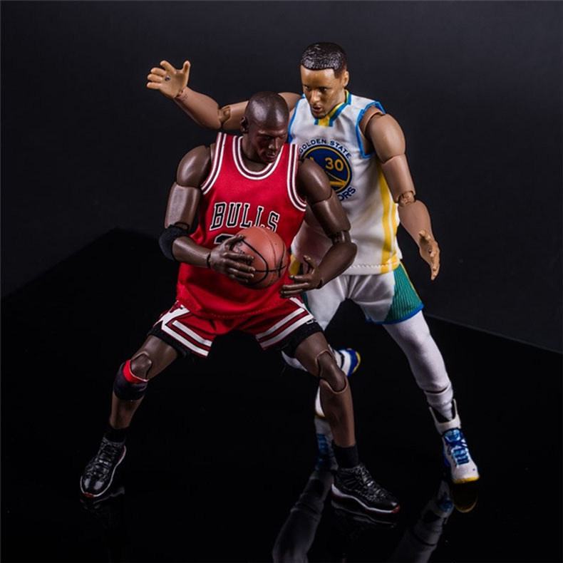 NBA MOBILE 1 9 농구 제임스 수제 모델 제임스 고베 요르단 인형 기념품