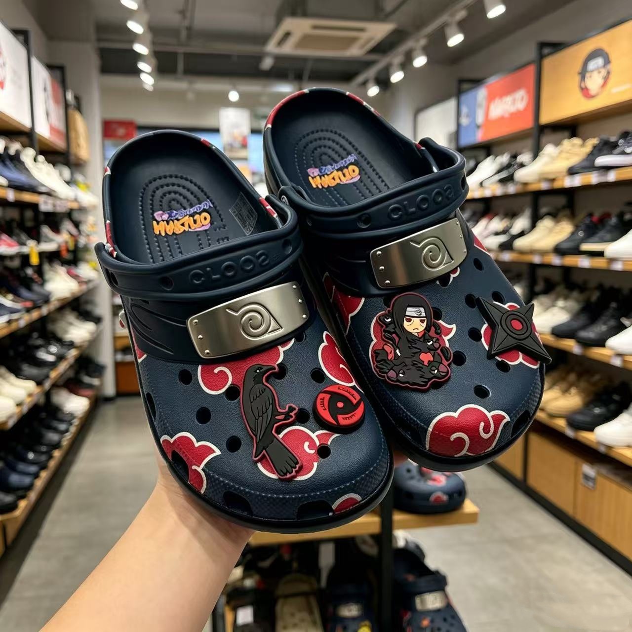 Cros nueva marca conjunta Hokyo Hole zapatos antideslizantes al aire libre zapatos de playa transpirables de moda casual sandalias de cabeza de paquete pueden批arse image 5