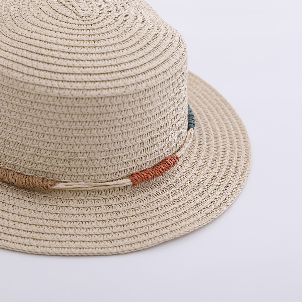 Versión coreana del nuevo sombrero femenino primavera y verano gran ala sombrero para el sol sombrero para el sol de vacaciones protector solar al aire libre sombrero de paja ajustable al por mayor
