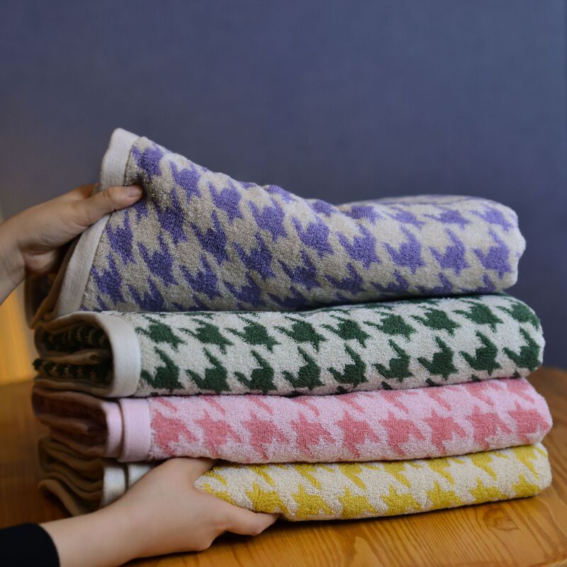 Spot British color matching retro houndstooth ins cotton towel towel gift a generation of cotton absorbent