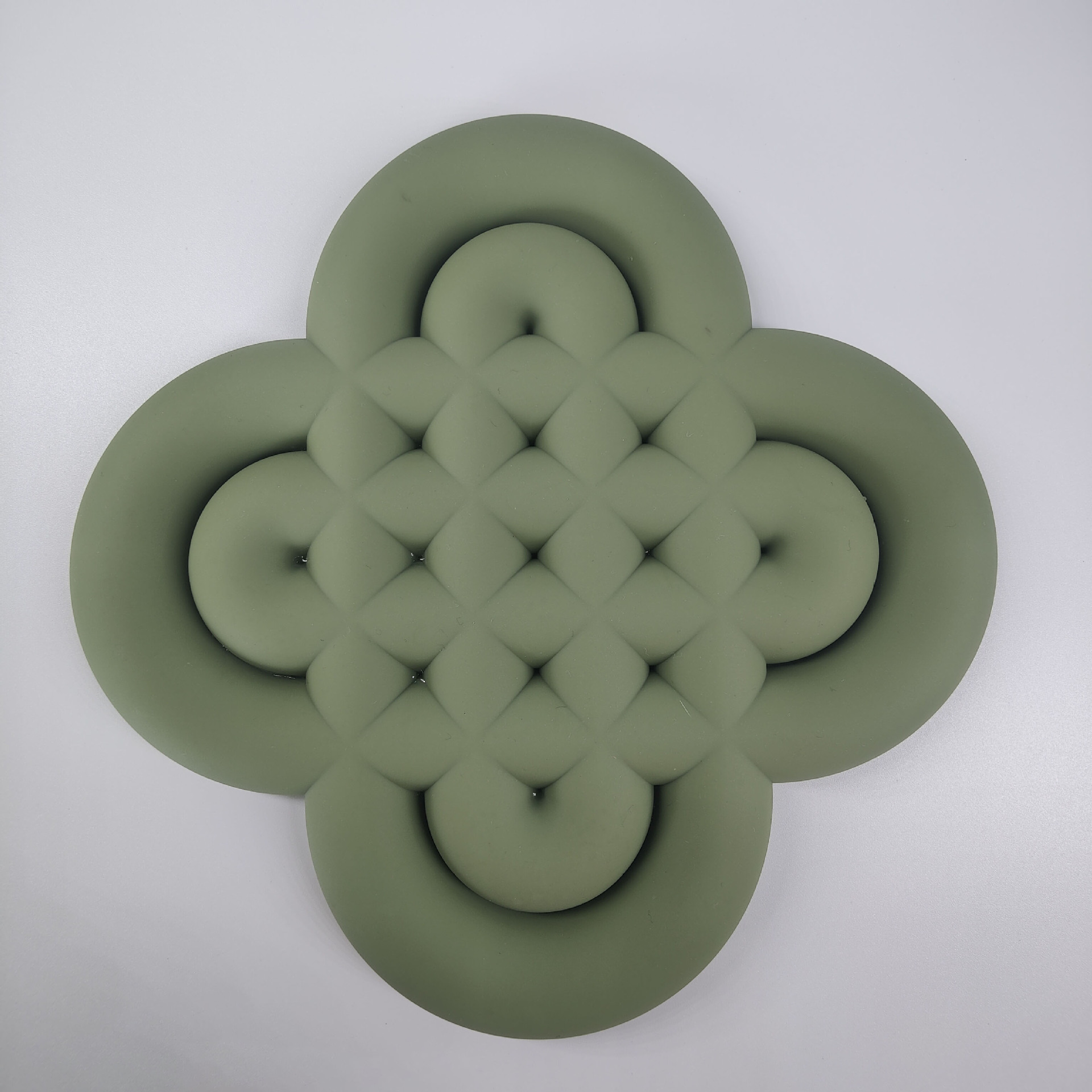 올리브 그린 꽃