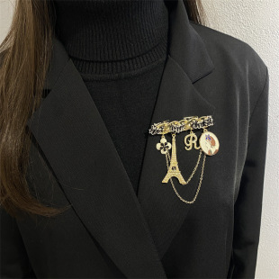 Fashion Personality Trendy New Style Diablo Brooch Internet Celebrity Elegant Temperament Design Chest Girl's Jewelry