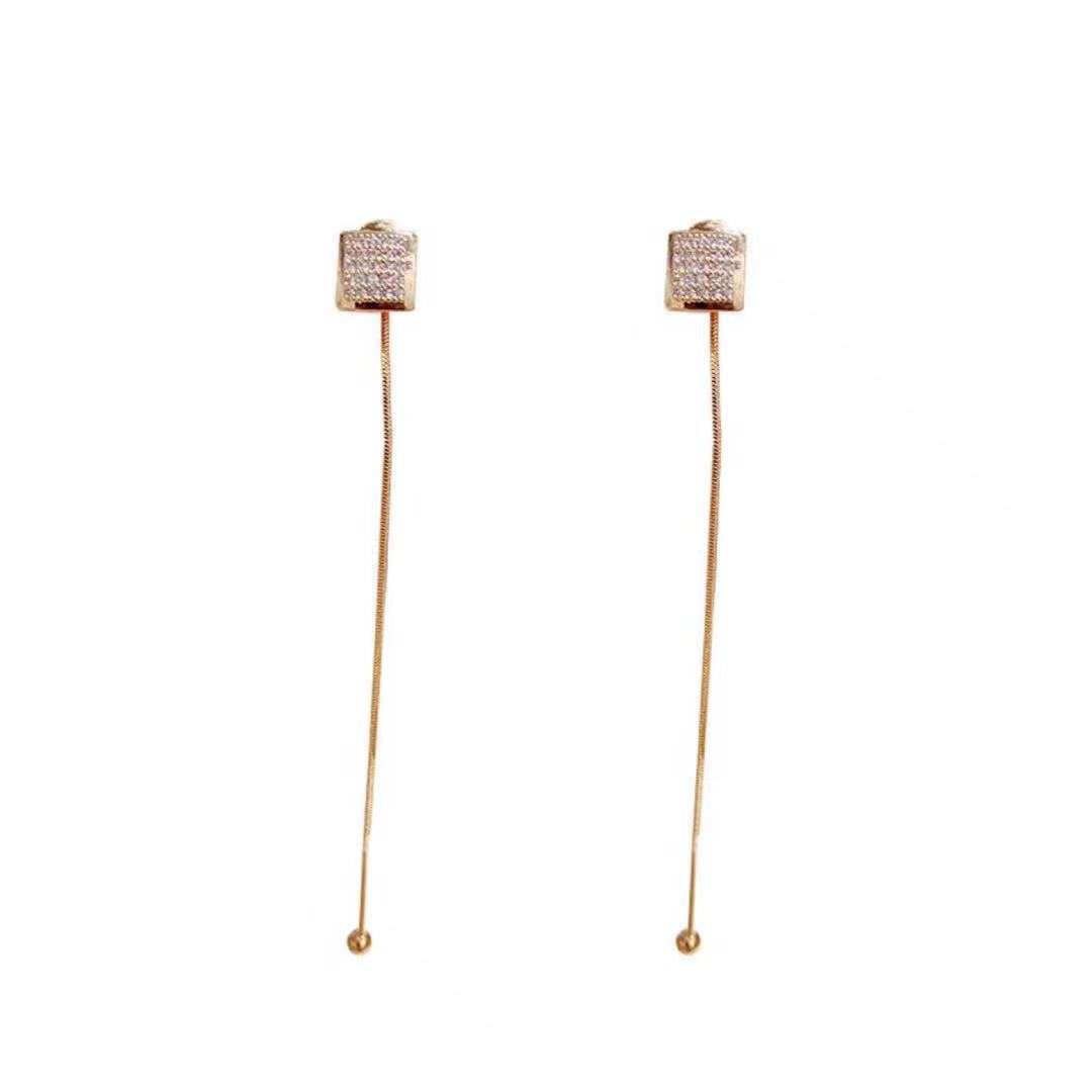 Earrings Image 3