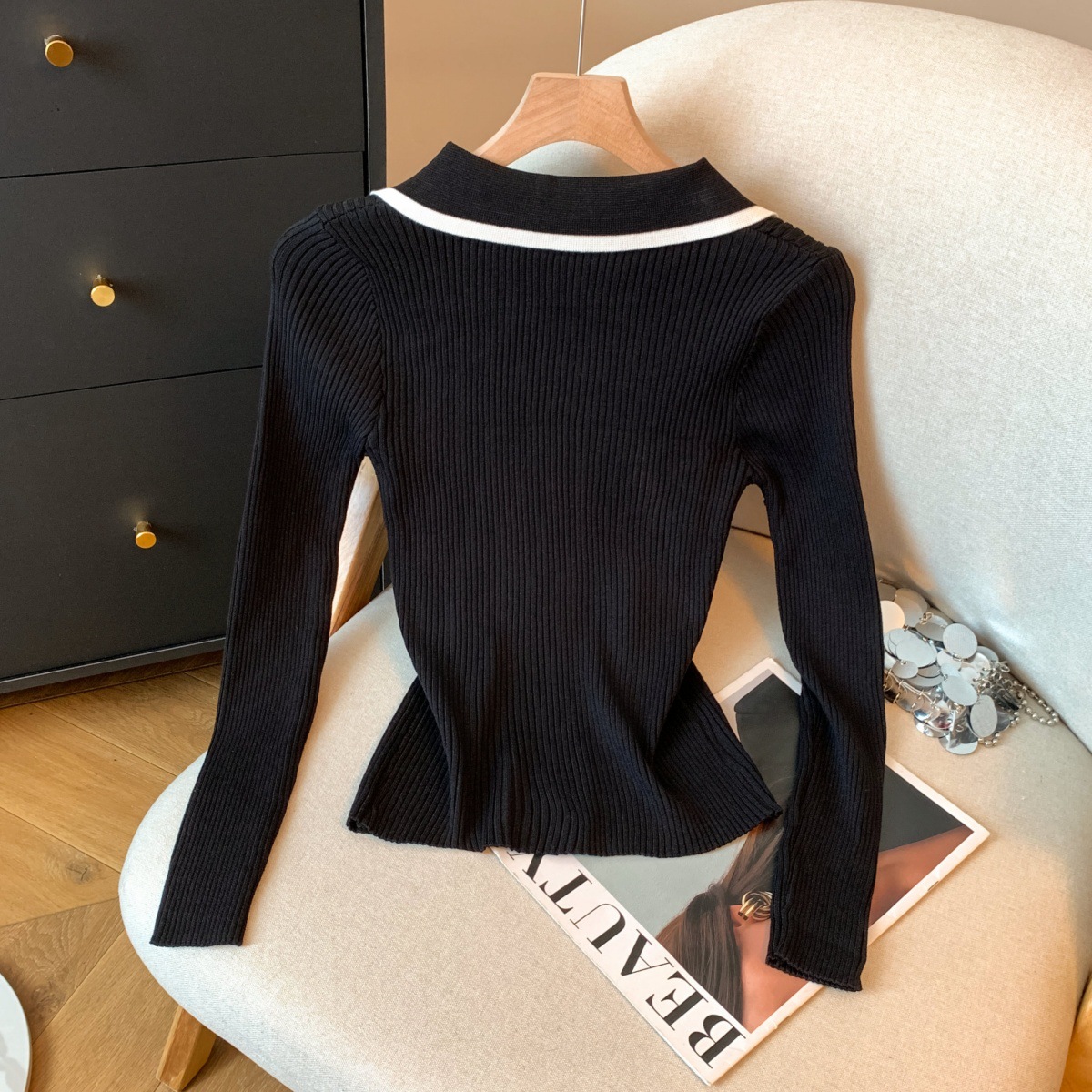 Damenbekleidung Herbst: Slim-Fit-Strickwaren, hochwertiges Oberteil im französischen High-End-Stil, langärmliges Hemd für formelle und legere Anlässe._voghion.com