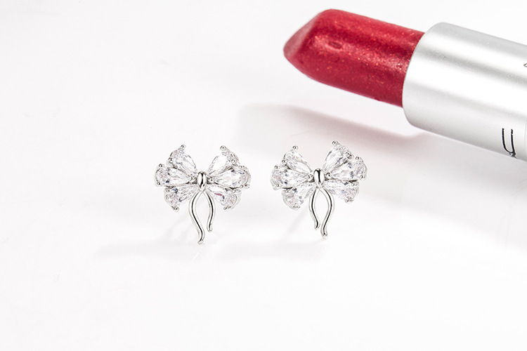 Fashion Bow Knot Copper Plating Inlay Zircon Ear Studs 1 Pair