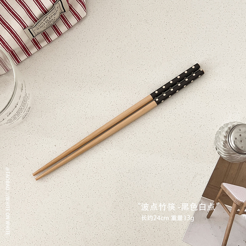 물방울 무늬 대나무 젓가락 - 흰색 점이 있는 검정색