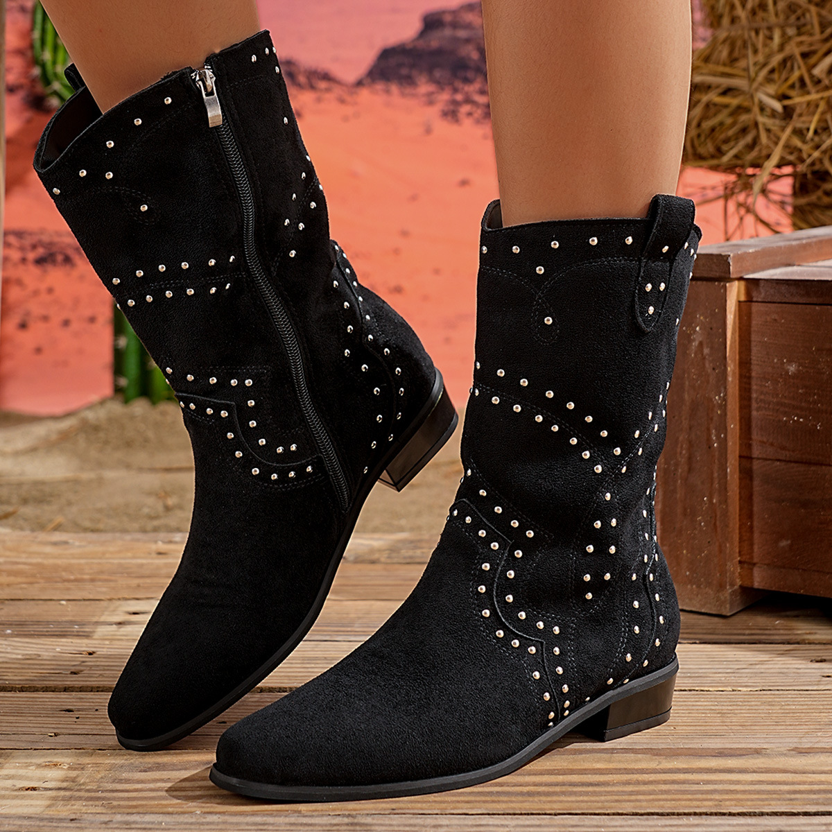 Bottes cavalières à talons mi-hauts et rivets croisés pour femmes grandes tailles, en daim, style britannique, chaussures tendance automne_voghion.com