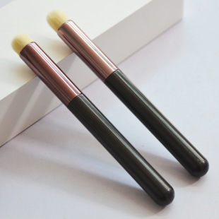 Round Head Lip Brush Lipstick Brush Lip Makeup Brush Set Concealer Brush Portable Makeup Brush Lip Brush Manufacturer Wholesale