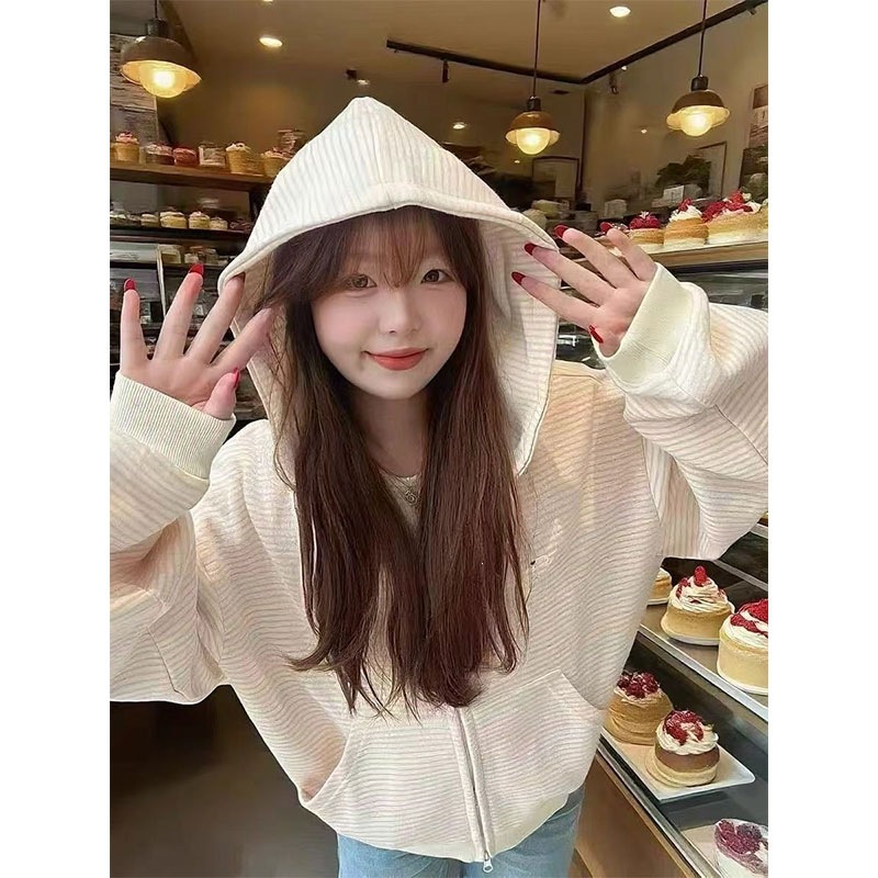 Korean style retro patchwork pink striped hooded cardigan sweatshirt for women, spring loose fit, slimming design, casual jacket.