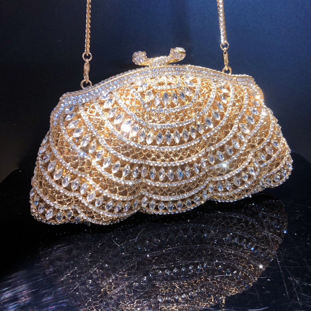 * Clutch Daiwei nuevo hueco con diamantes bolsa de cena europea y americana transfronteriza bolsa de diamantes bolsa de piedra