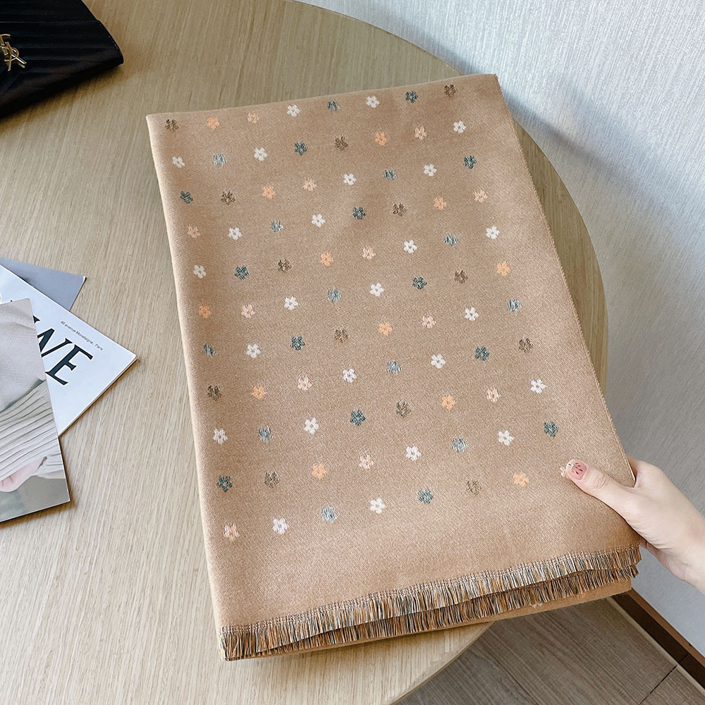 Version des berühmten Damen-Schals mit süßen kleinen Blumen im Kaschmir-Quasten-Stil für Damen, 192 x 62 cm, warm im Winter_voghion.com