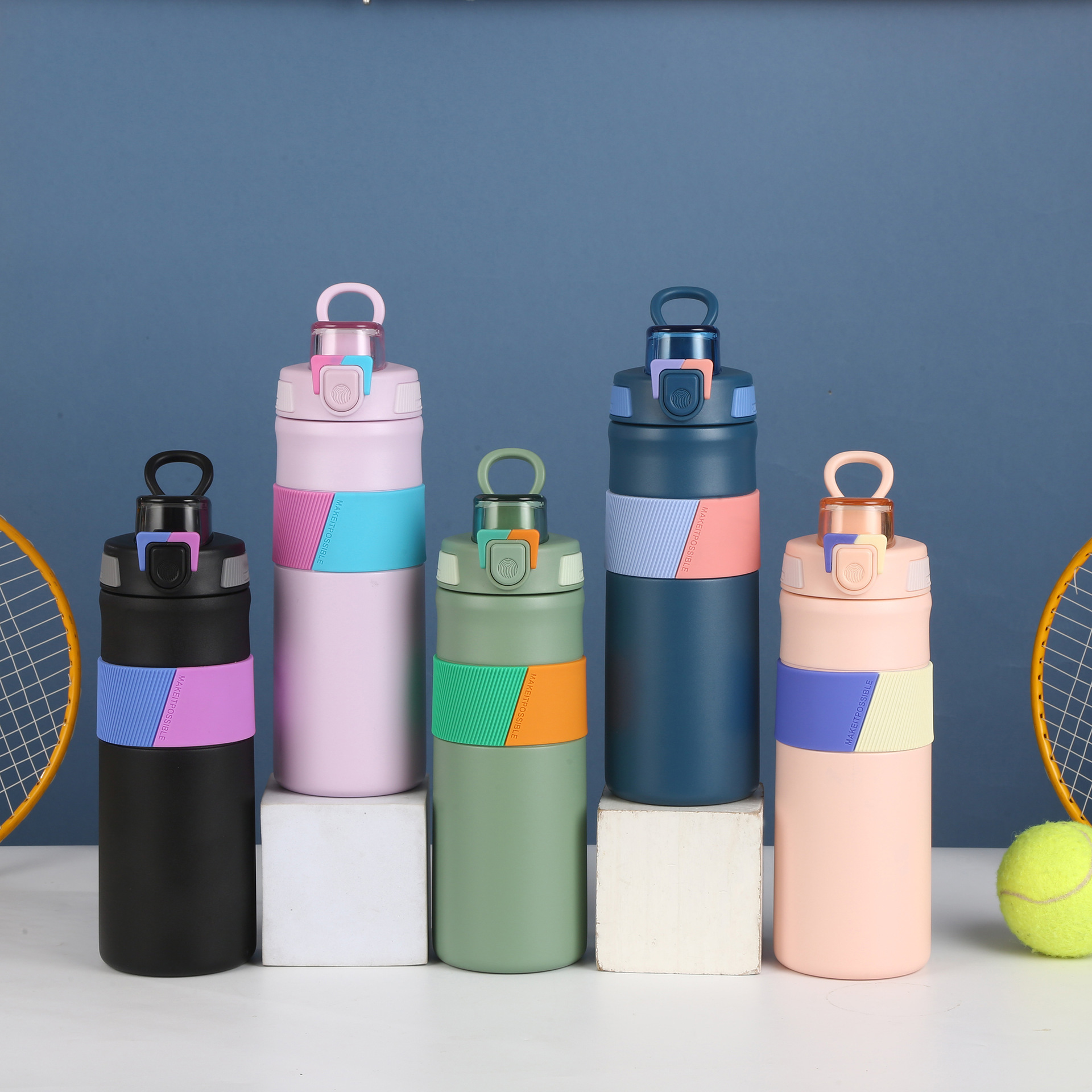 Color de empalme creativo 316 taza de acero inoxidable portátil anillo de elevación taza de agua deportiva para hombres y mujeres simple taza de rebote al por mayor