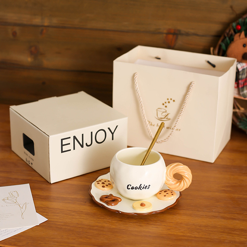 Nordecoins crema de cerámica taza de café plato de alta sensación de diseño creativo taza de café caja de regalo al por mayor