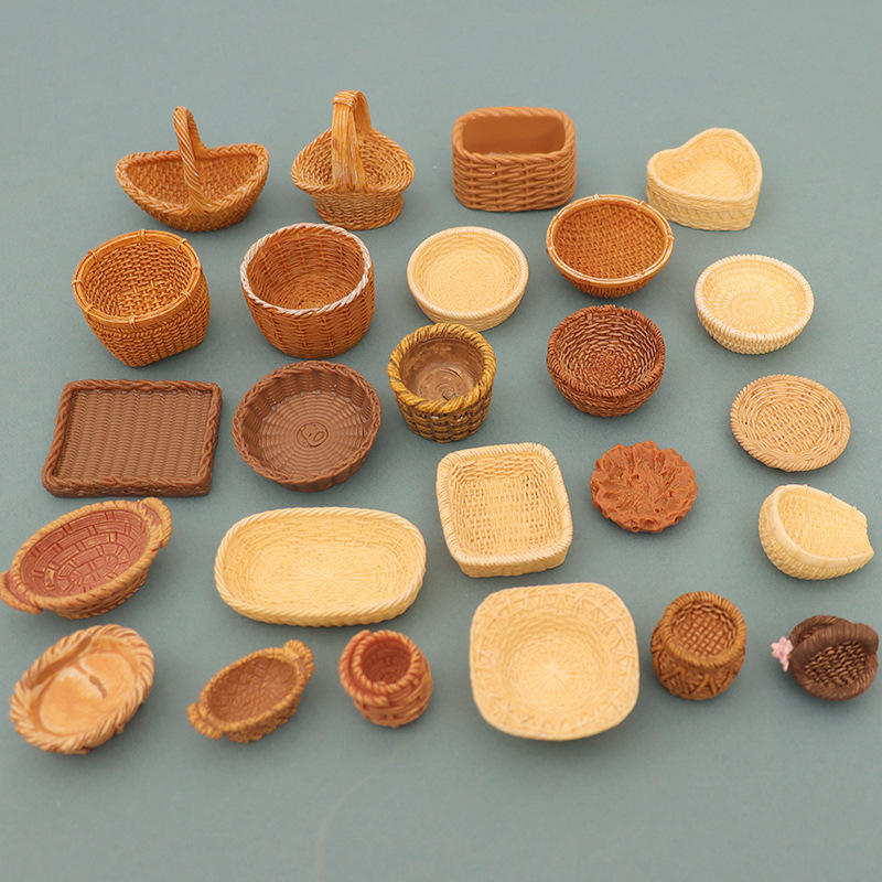 Mini Miniature Food and Play Kitchen Storage Frame Doll House Bread Basket Bamboo Basket Resin Decoration Scene Accessories