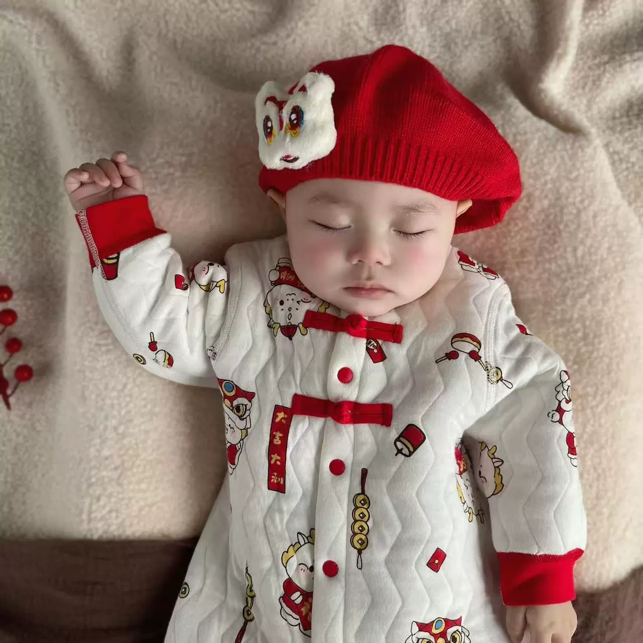 新年婴幼儿婴儿帽子秋冬男女宝宝红色毛线贝雷帽周岁画家针织帽