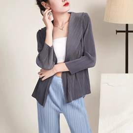 连衣裙;女式T恤;时尚休闲套装