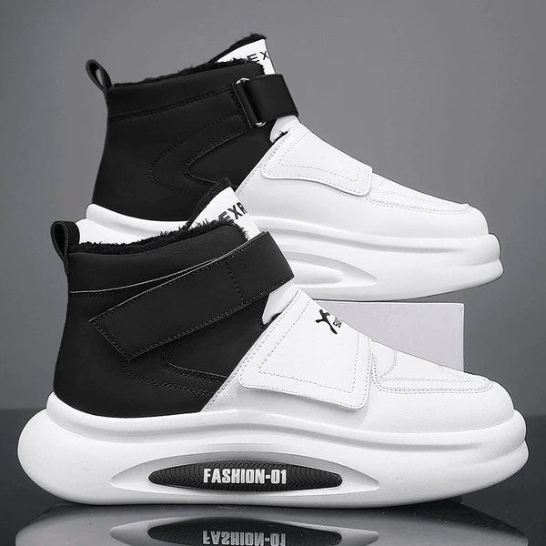 XL852 white and black