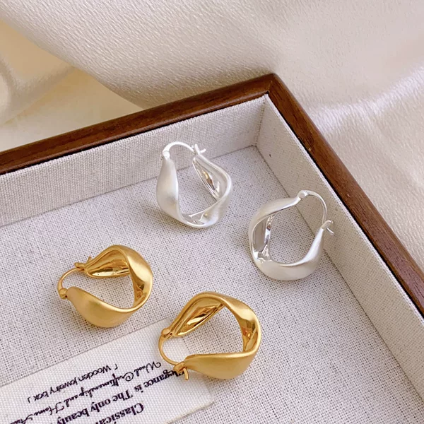 Copper-Plated Real Gold European and American Irregular Matte Metal Brushed Earrings, Stylish and Fashionable Earrings, High-End Earrings and Earrings