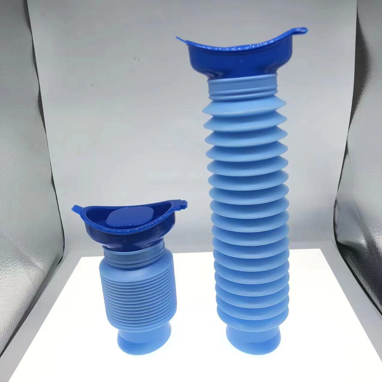 Adustable Portable Urinal户外伸缩小便器车内免蹲旅行尿斗尿壶
