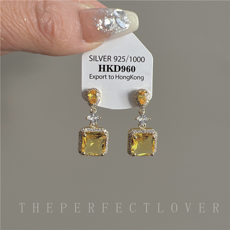Yellow Diamond Drop Earrings Elegant Designer Style Earrings_voghion.com