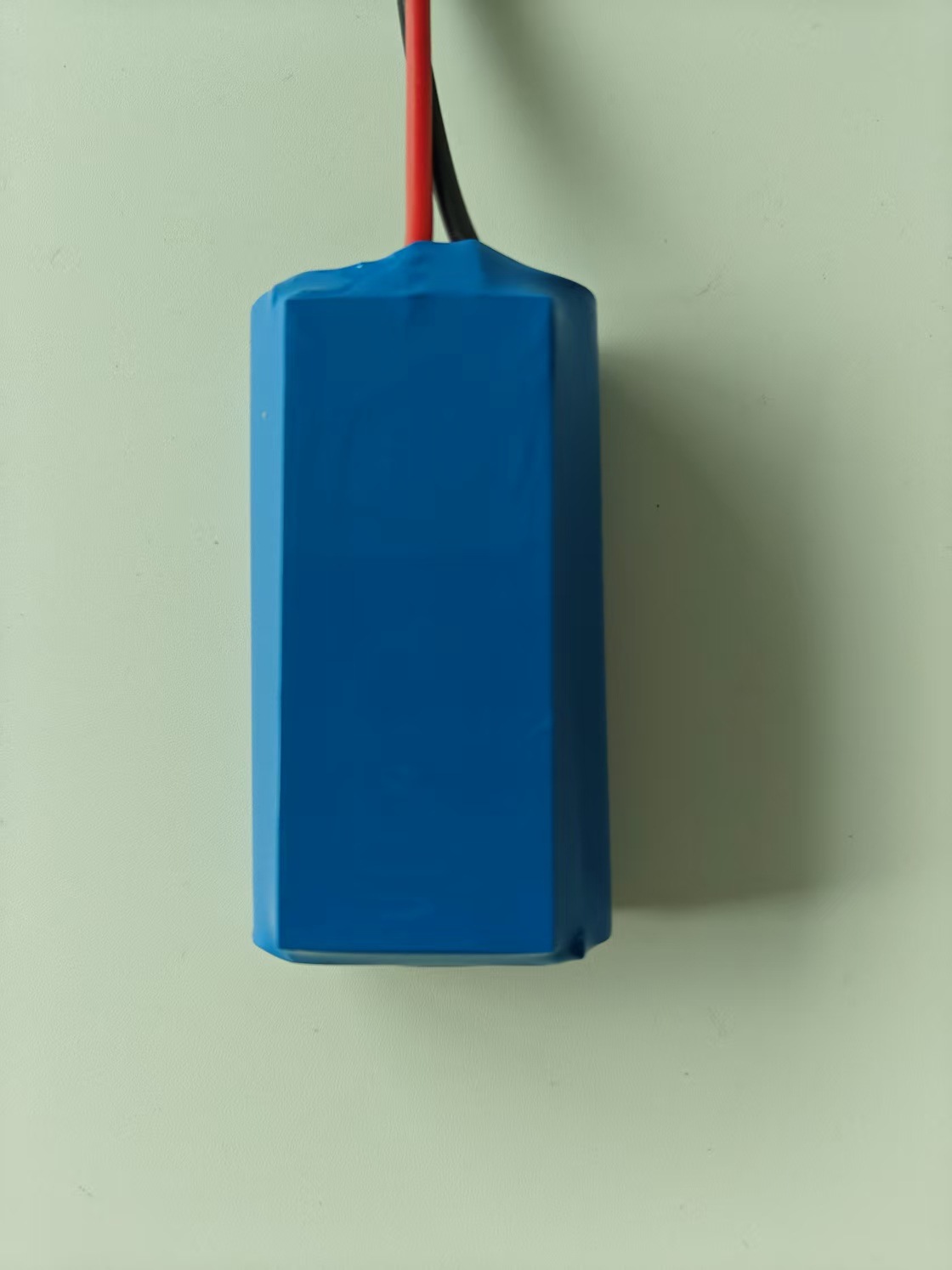 Batería de ventilador violento batería de alta potencia batería de ventilador turbo 7.4v motor sin escobillas 21700 batería