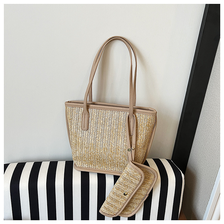 Bolso de gran capacidad para mujer 2025 verano nueva moda tejida bolso de axila de un solo hombro bolso de viaje casual image 21
