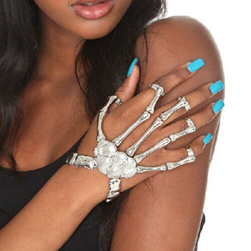 Halloween Exaggerated Metal Skull Ghost Claw Linking Finger Bracelet Wholesale Jewelry Nihaojewelry display picture 11