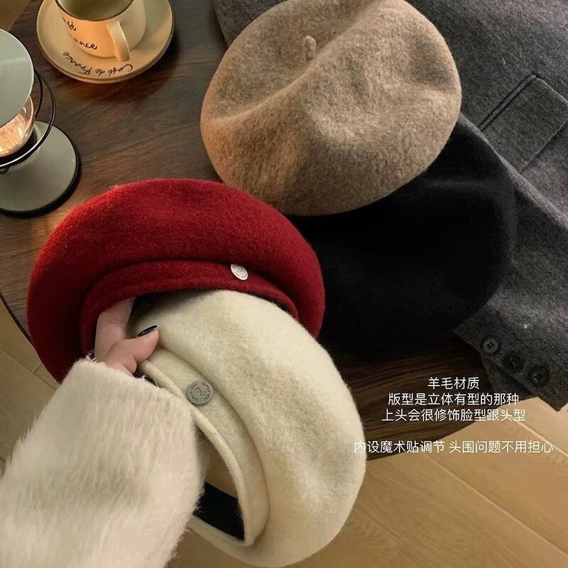韓国の百合ベレー帽の女性は秋冬に顔を見せます。|undefined