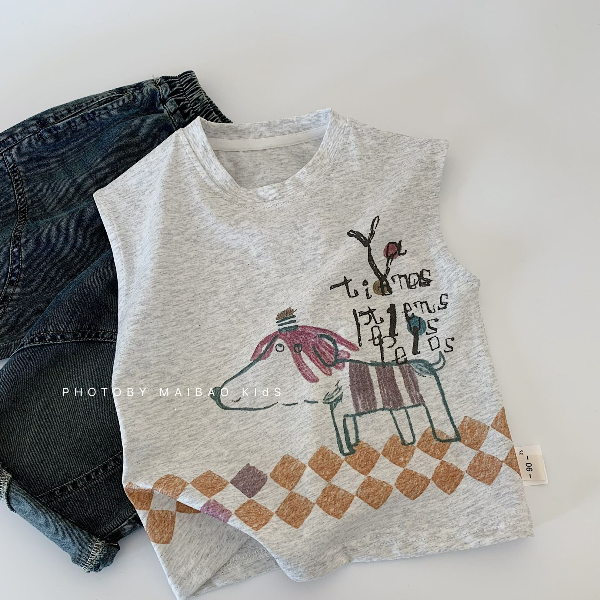Mai Bao Chaleco de algodón para niños Ropa de verano Ropa para niños Niños con camisetas sin mangas Estilo fino de verano Tendencia de verano