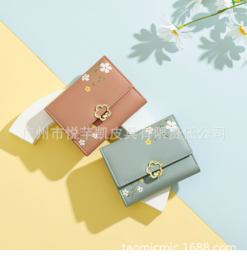 Y8546---790_01.jpg