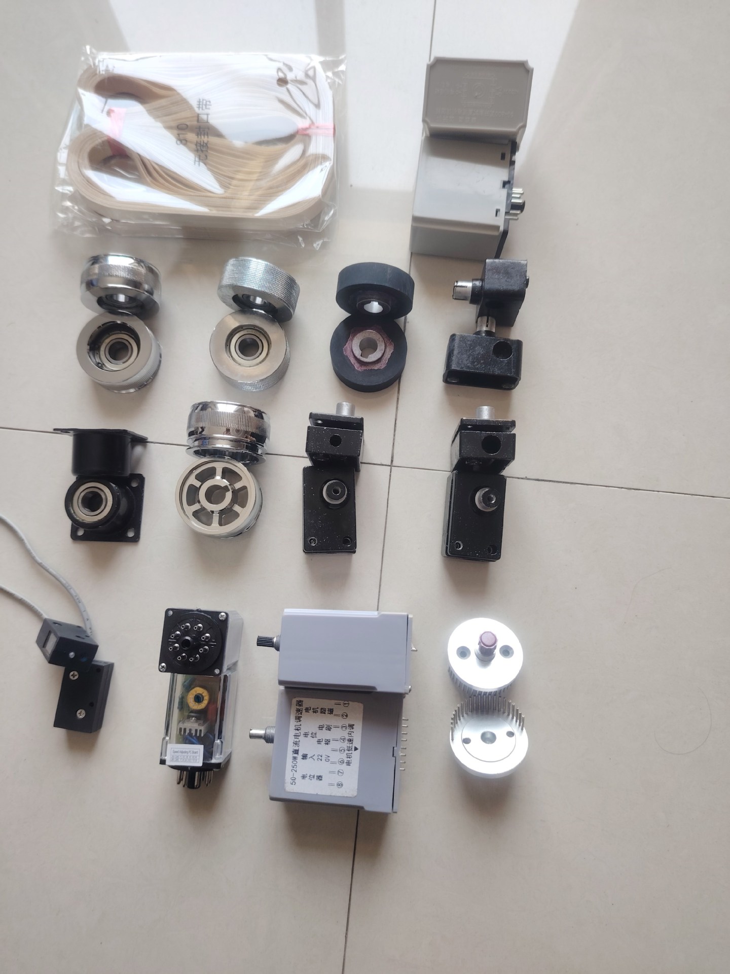 900封口机配件主动轮被动轮压花轮压花轮座压花轮座加热管加热棒