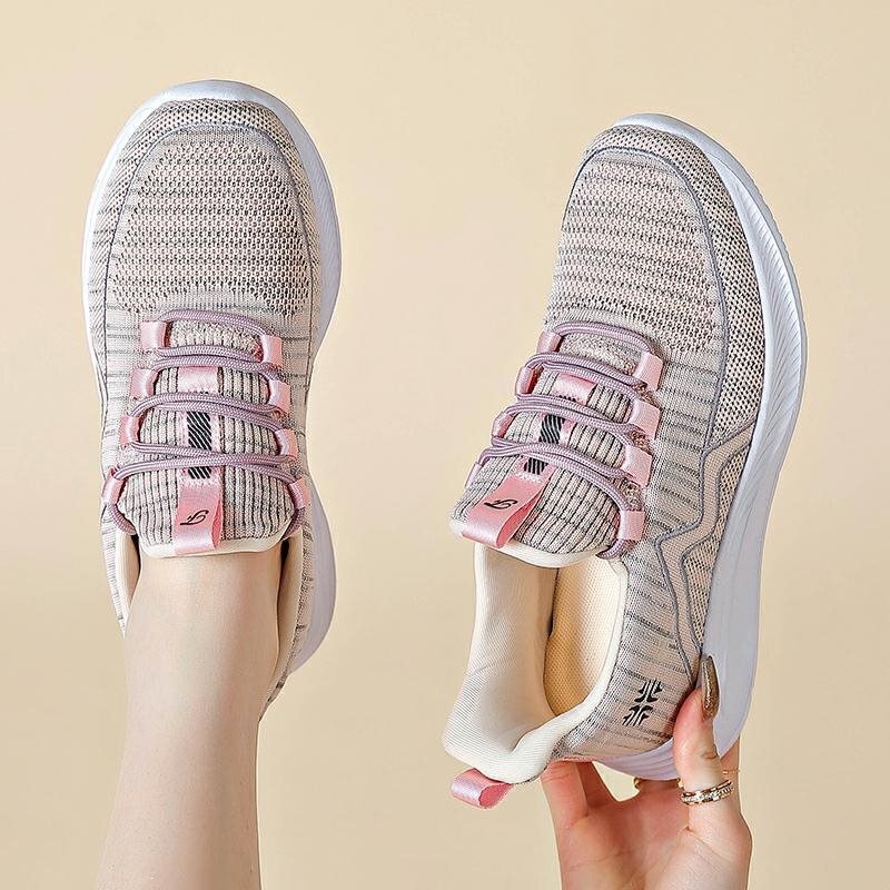 Elderly Walking Shoes for Bunions, Wide and Swollen Feet, Mom Shoes, Travel Sneakers, Old Beijing Cloth Shoes for Women Elderly Walking Shoes for Bunions, Wide and Swollen Feet, Mom Shoes, Travel Sneakers, Old Beijing Cloth Shoes for Women