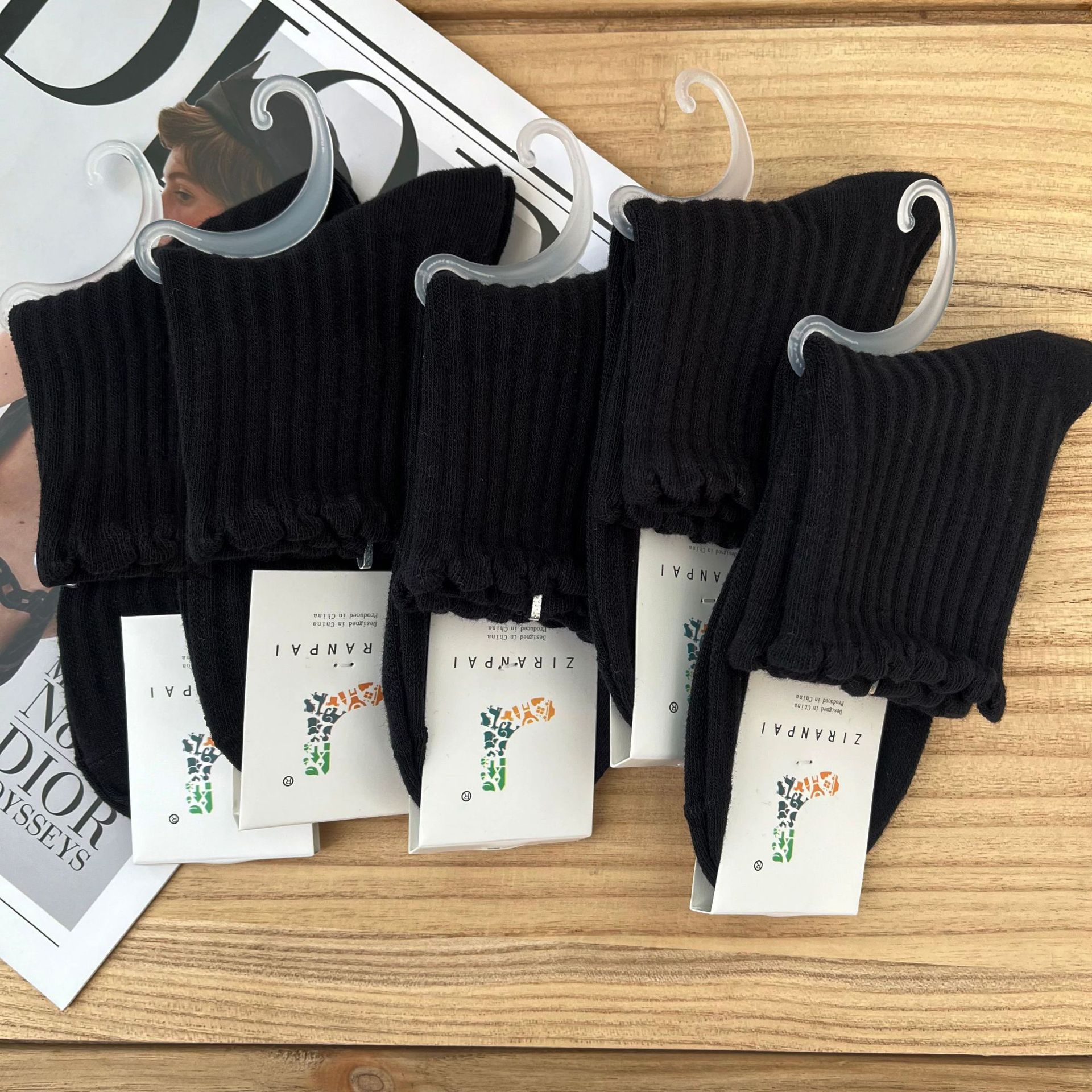 G033 검은색 양말 검은색 거품 입