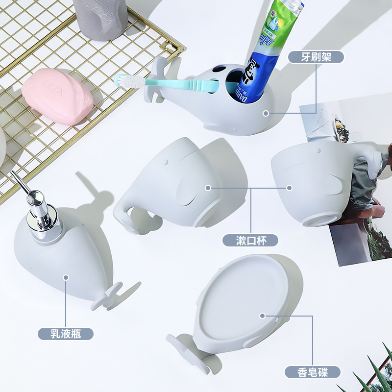 Simple ballena de dibujos animados resina cinco traje de lavado familia chic traje de baño botella de leche cepillo de dientes titular de la Copa