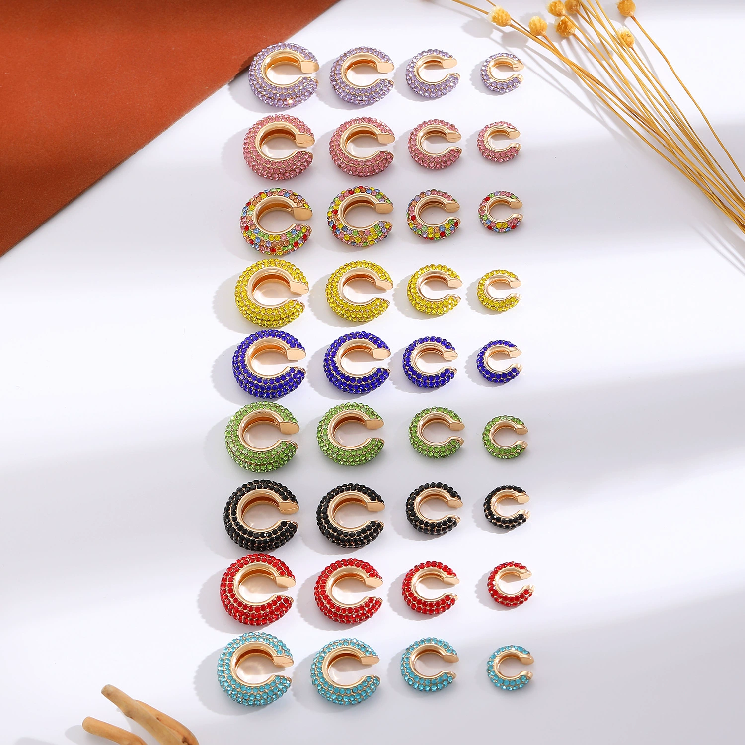 Retro fashionable nail sequins, earrings, trend ear clips, European style, simple and elegant design, no pierced ears