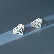 日韩个性简约S925纯银针几何镂空钻石情侣款耳钉超人造型迷你耳饰