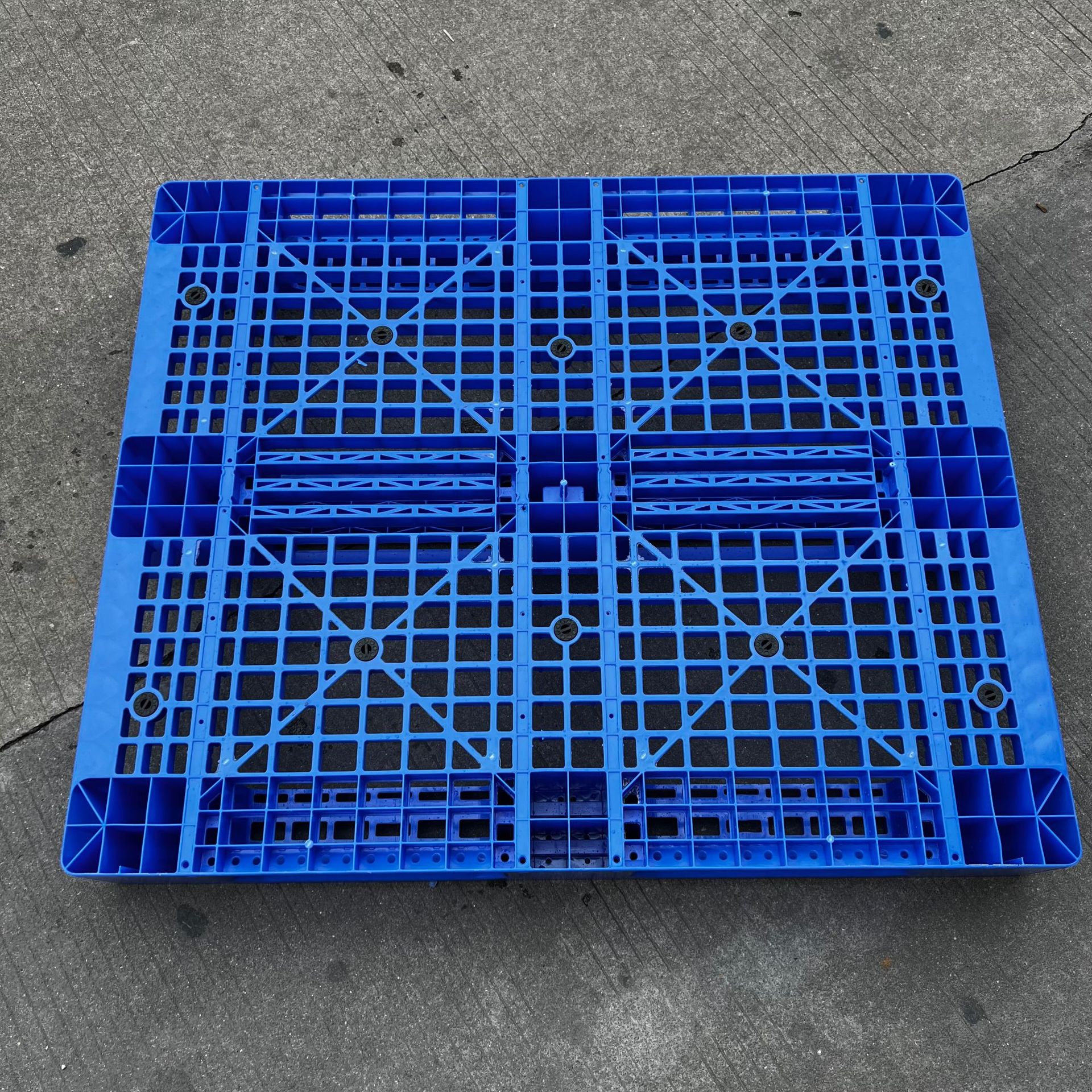 生产优质地台板 川字型通用塑胶托盘 可四面印刷栈板货架托盘加厚