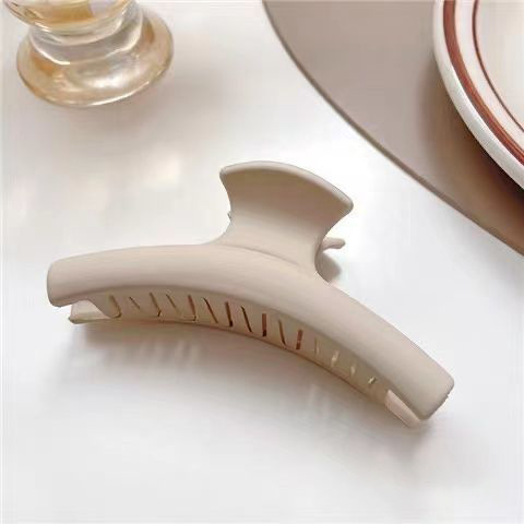 Corea del Sur leche marrón horquilla updo clip de pelo de alto grado temperamento helado clip de pelo espalda Cabeza tiburón clip de la joyería horquilla