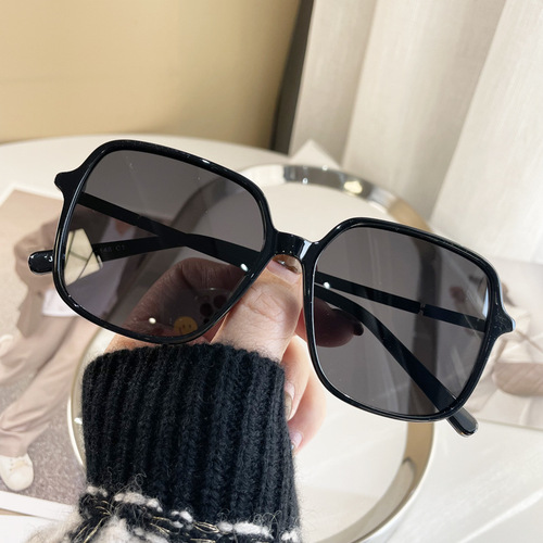 Kuangbiao Chen Shuting's sister-in-law's same style sunglasses for women, European and American retro large frame TR90 polarized sunglasses, fashionable and high-end