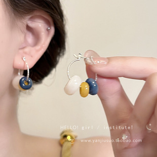 ��ɫ�ǹ�������hŮС�������OӋ��ײɫ��Ȧ���ն�Ͱ����ض��Ʒ