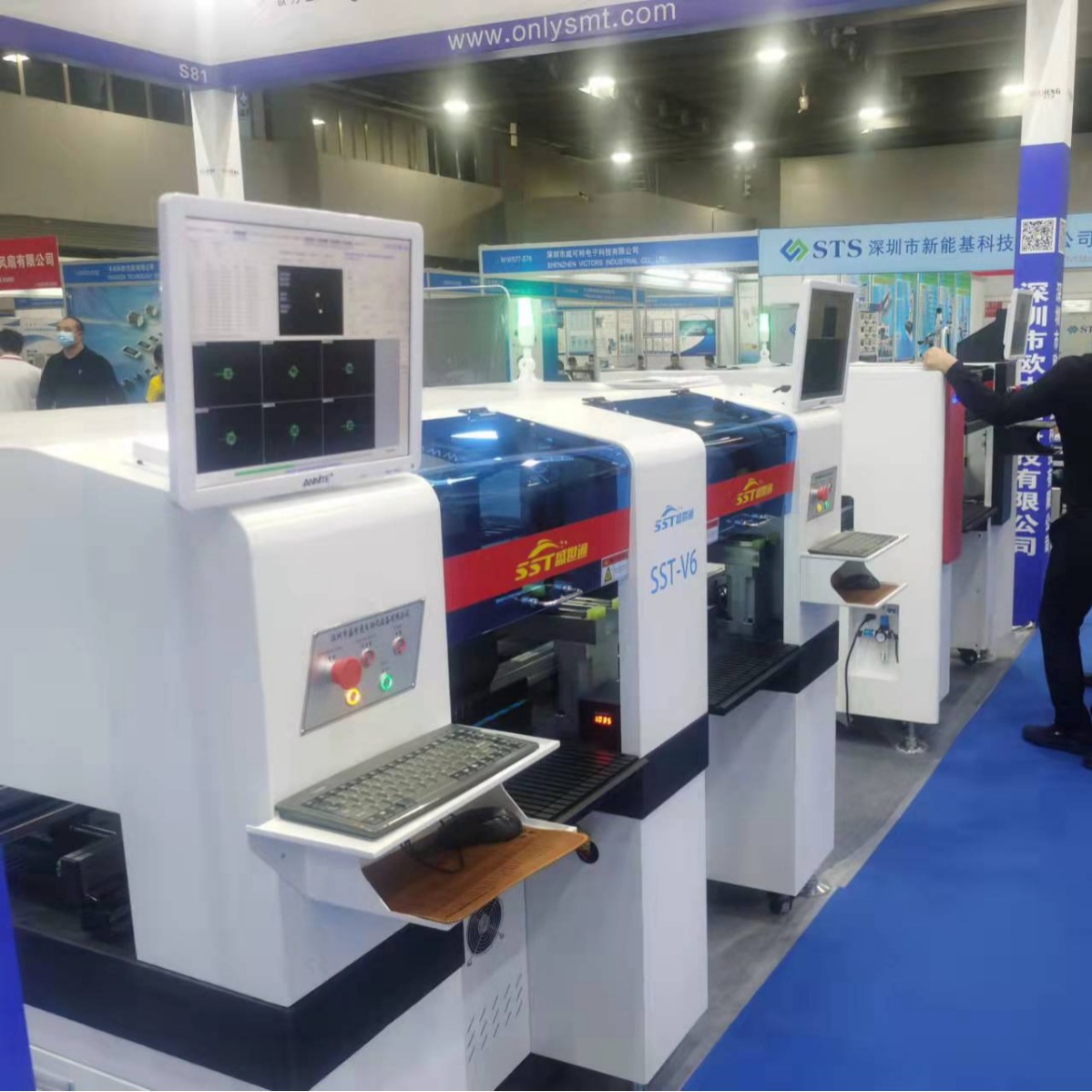 盛世通模组高速贴片机，双臂贴片机，实贴达到40000点/小时