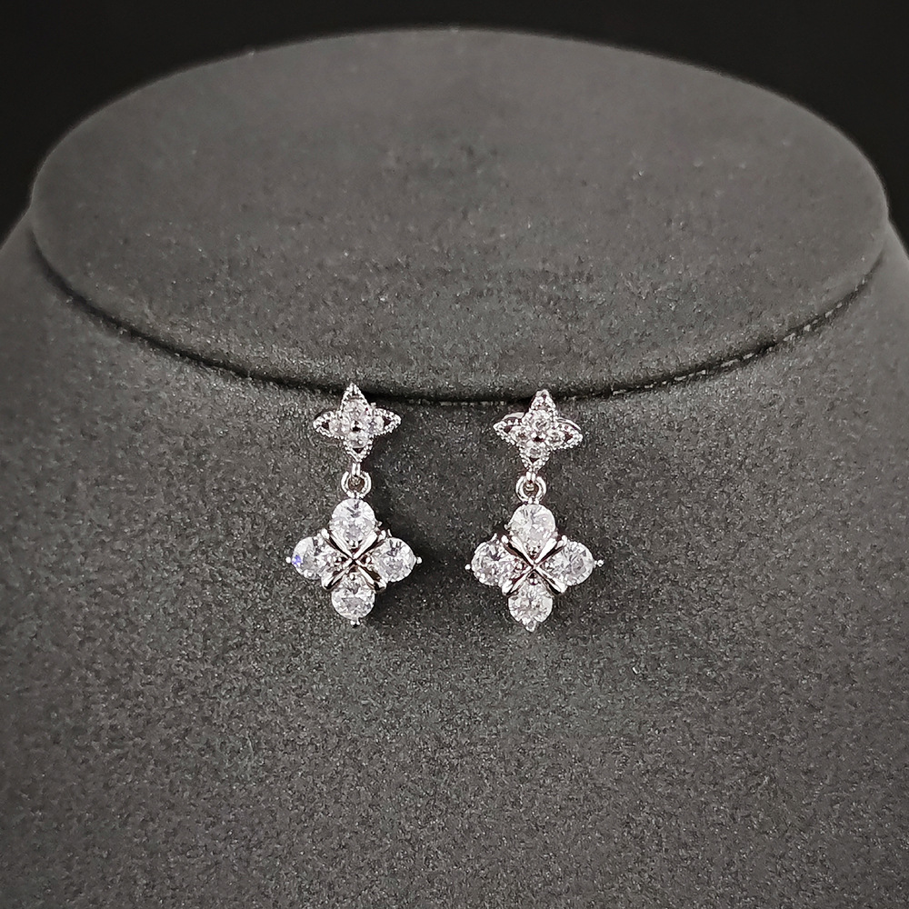 Personifizierte Mode-kreative quadratische Zirkon-Kupfer-Ohrringe e8099_voghion.com